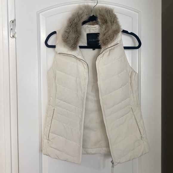 Talbots Ivory Down Puffer Vest, Detachable Faux Fur Collar, Size XS - Picture 4 of 7